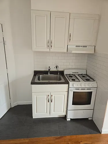 538 27th St #C2 Photo 1 538 27th St #C2 Photo 1