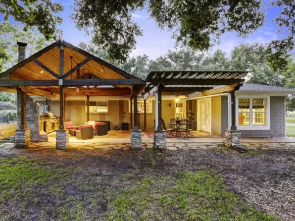 2415 Lazy Ln, Rosenberg, TX 77471