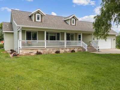 8142 Quail Ct, Clear Lake, MN, 55319