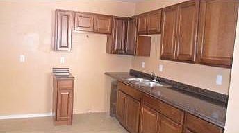 5th image of 7602 W Palmaire Ave APT 202