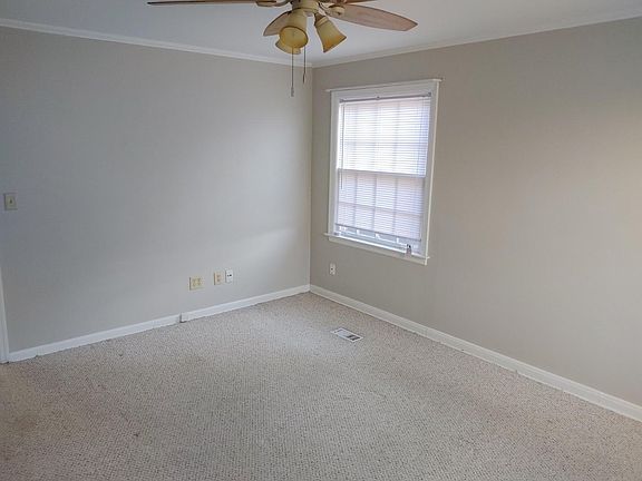 3rd image of 1742 Ashland Ave