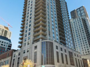 635 N Dearborn St APT 2406, Chicago, IL 60610