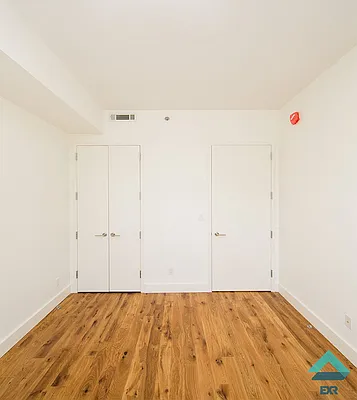 Rented by EXR | media 63