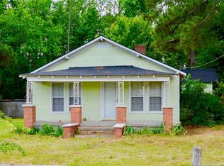 6140 Barefoot Rd, Wade, NC 28395