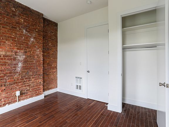 5th image of 167 Starr St #44R