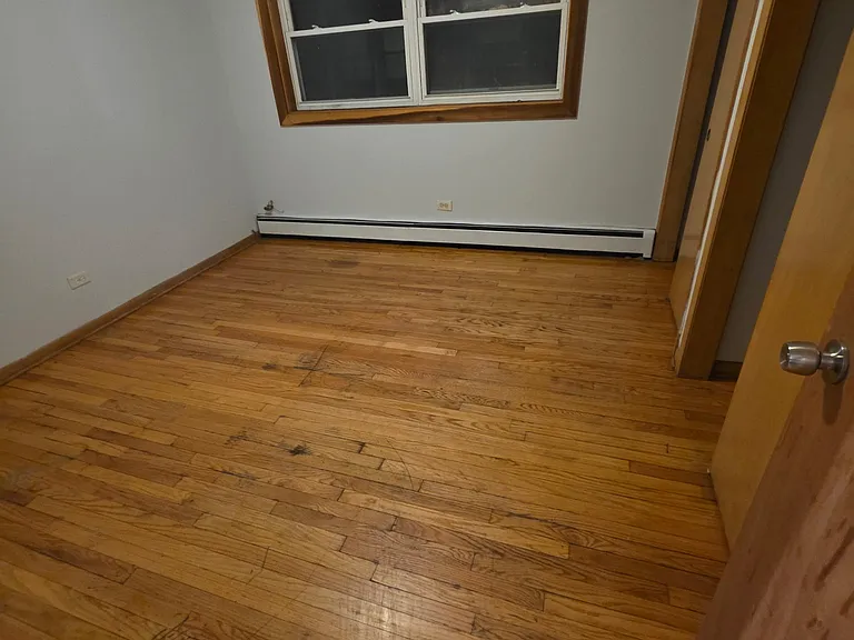 S Wentworth Ave — Photo 17