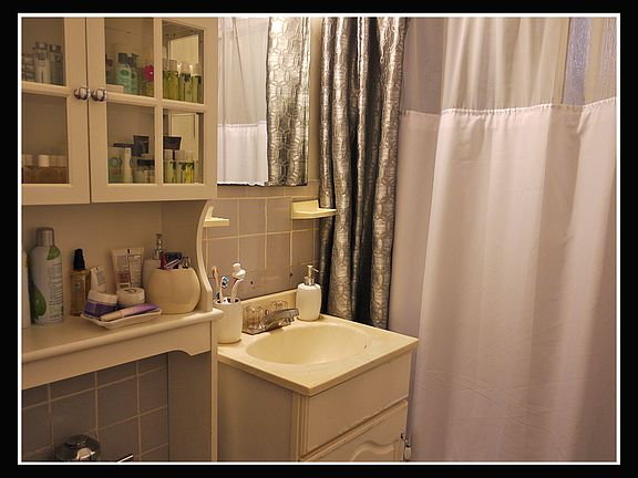 5th image of 8325 98th St APT 1E