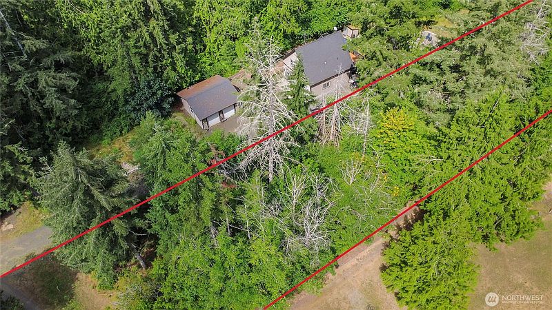 2nd image of 51 E Oakland Bay Drive