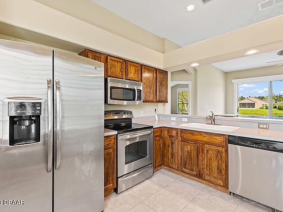 3rd image of 239 Gala Cir