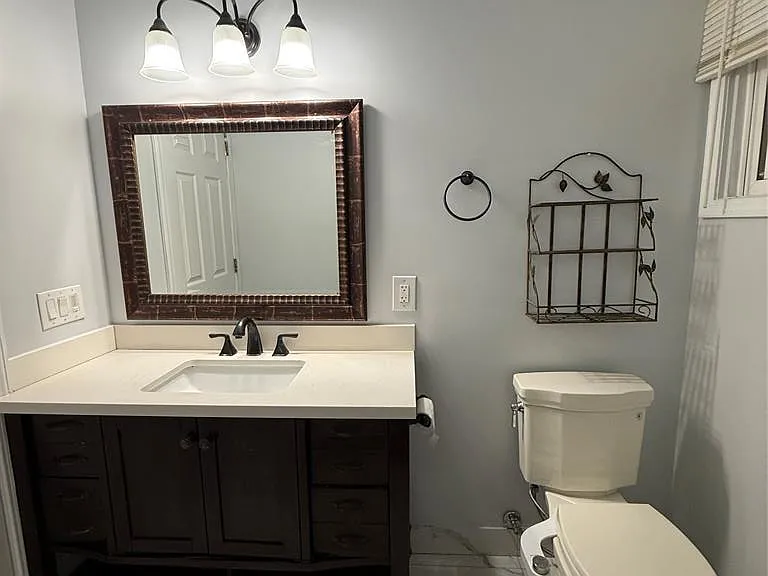 33 Kirk Lane Dr — Photo 25
