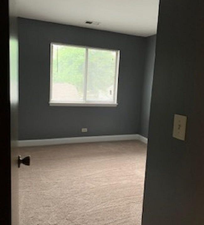1st image of 1428 Williamsburg Dr