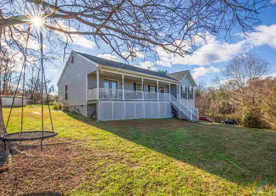 1st image of 128 N Anna Dr
