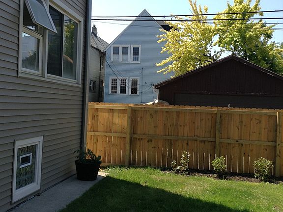 3rd image of 2114 N Kimball Ave #1