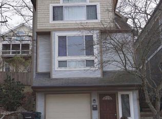 564 Hoge St, Cincinnati, OH 45226
