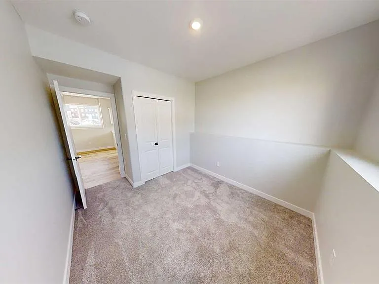 9507 114th Ave #B — Photo 8