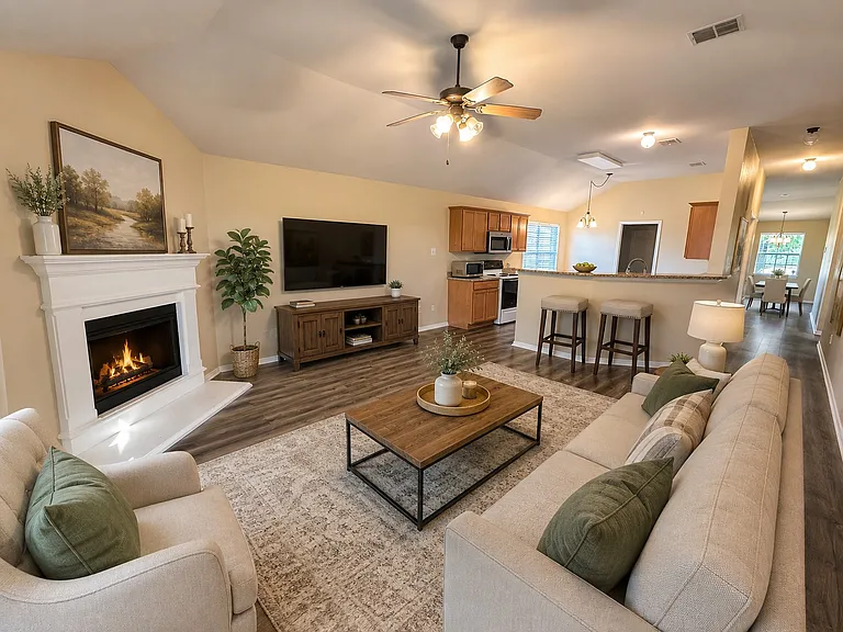 428 Dartmoor Dr — Photo 2