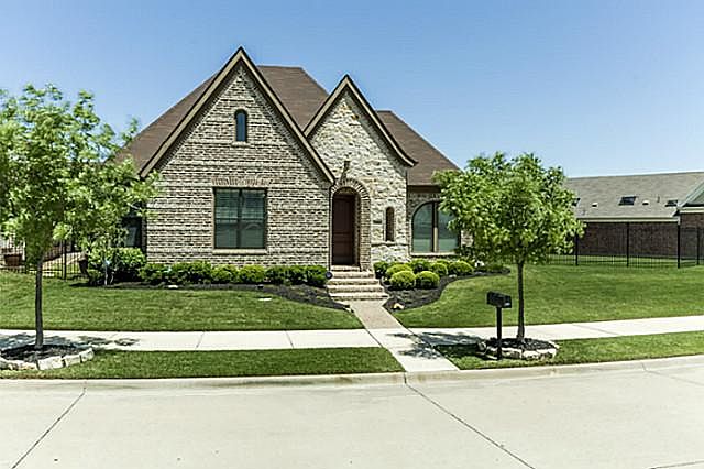 1st image of 7909 Mimosa Dr