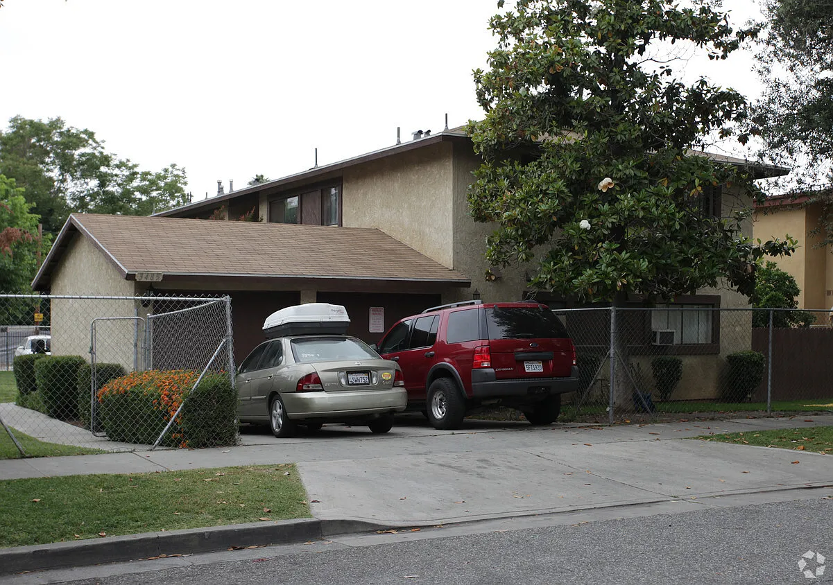Studio, 400 sqft, $1,450 — Photo 1