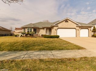 19418 Stonehenge Dr, Mokena, IL 60448