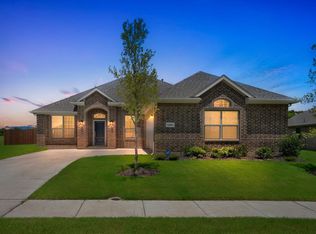 3484 Hidden Hollow Dr, Grand Prairie, TX 76065