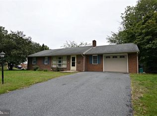 232 Herr Ave, Millersville, PA 17551