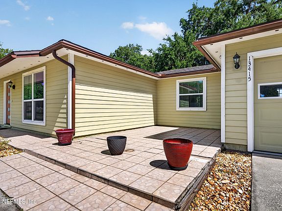 3rd image of 13415 PEREGRINE Street