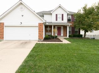 1141 Westrun Dr, Ballwin, MO 63021