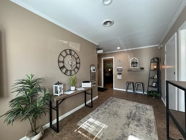 Van Buren Estates — Photo 3