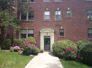 1488 Beacon St APT 3, Brookline, MA 02446
