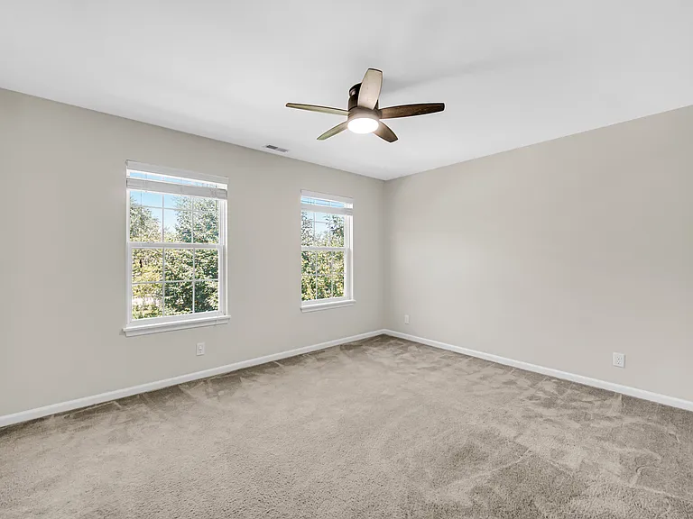 803 W Courtland St — Photo 4