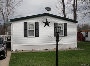 81 Oak Dr, Alden, NY 14004
