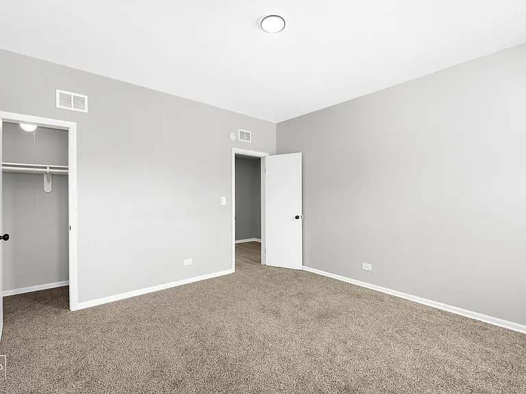 5047 S St Lawrence — Photo 10