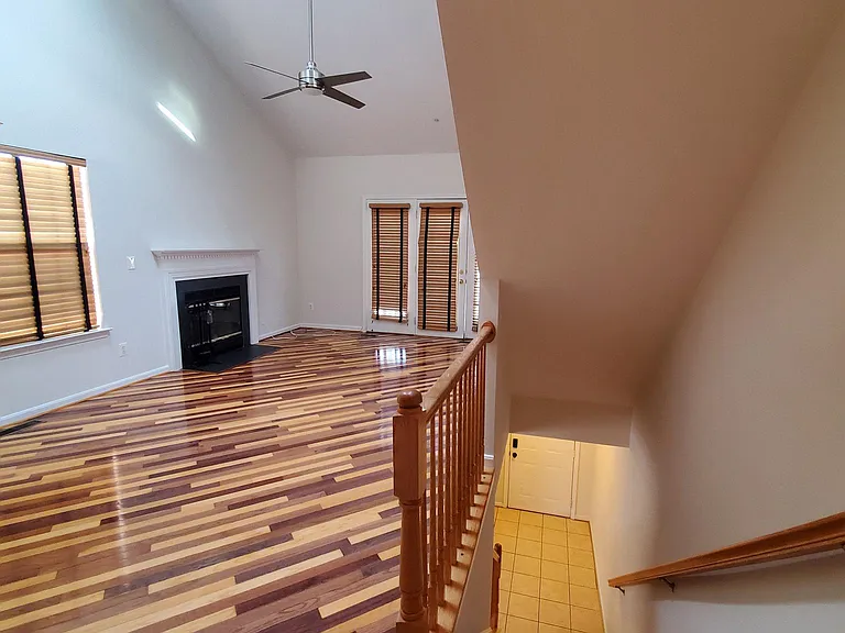 16211 Ellipse Ter #121 — Photo 3