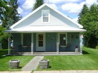 319 E C St, Deer Park, WA 99006