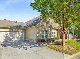 203 Glens Loop, Woodstock, GA 30188