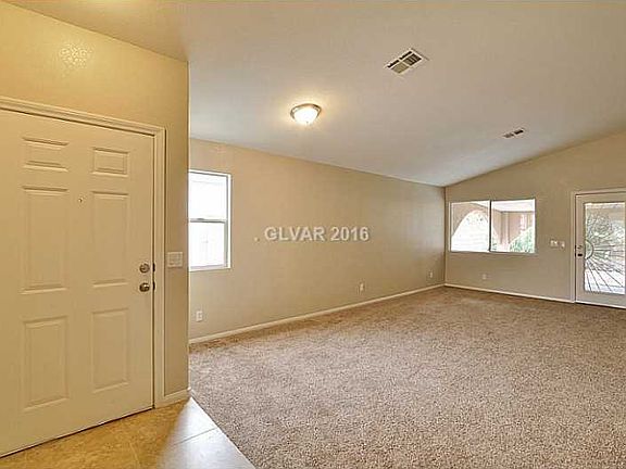 3rd image of 1013 Olvera Way