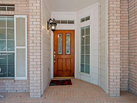 3rd image of 13507 Pepperbush Ct