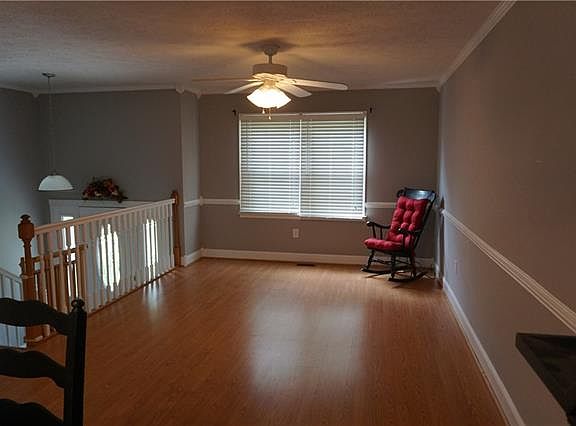 4th image of 3001 Oaklawn Ct
