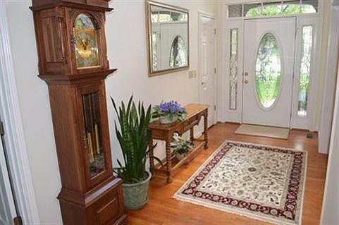 2nd image of 625 Winter Hill Ln