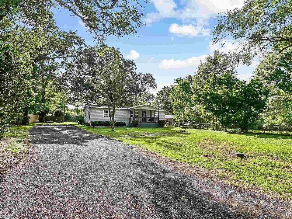 1st image of 1095 River Annex Rd
