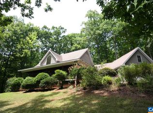 146 Stoney Crk W, Nellysford, VA 22958