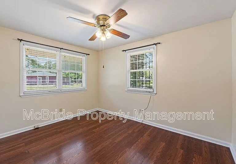 1739 Cornell Dr — Photo 8