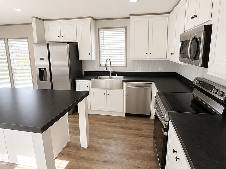 23101 Green Oaks St #8 — Photo 3