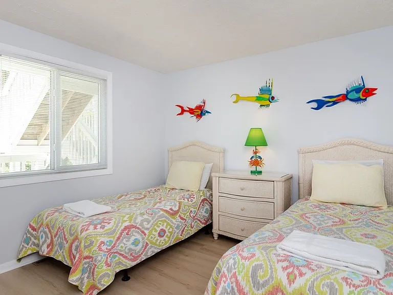 2110 Surf Rider Cir #A — Photo 23
