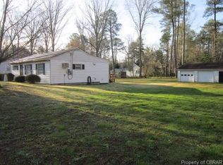 208 Poplar Dr, Hartfield, VA 23071