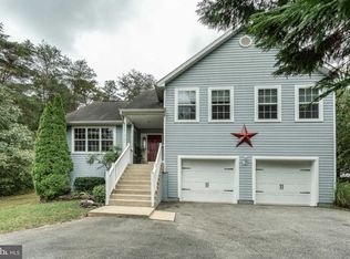 119 Foxhound Dr, Glen Burnie, MD 21061