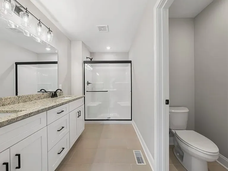 590 Pleasant Meadow Cir — Photo 4