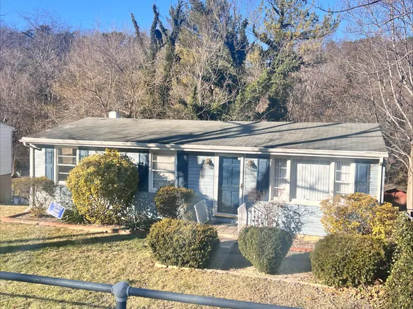 3526 Yellow Mountain Rd SE, Roanoke, VA 24014