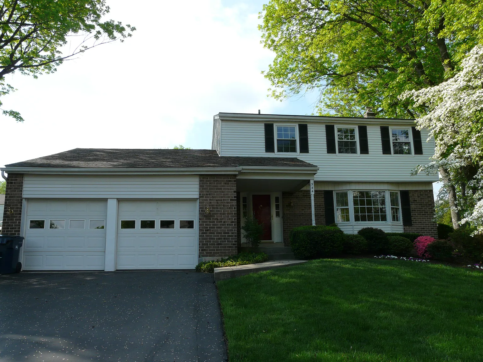 544 Britton Dr photo 1