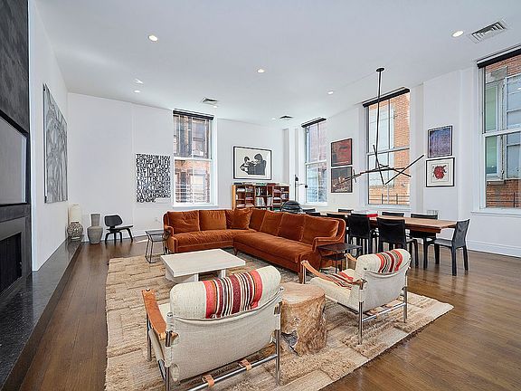 2nd image of 55 White St APT 2C